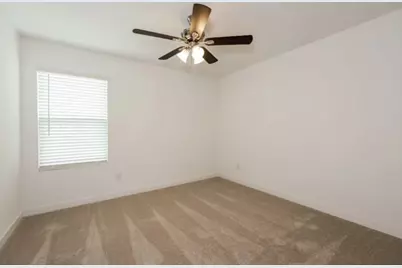 7109 Landings Edge Road, Fort Worth, TX 76179 - Photo 9