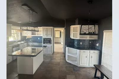 986 County Road 1785, Sunset, TX 76270 - Photo 7