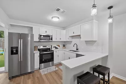 4424 Wellesley Avenue, Fort Worth, TX 76107 - Photo 9