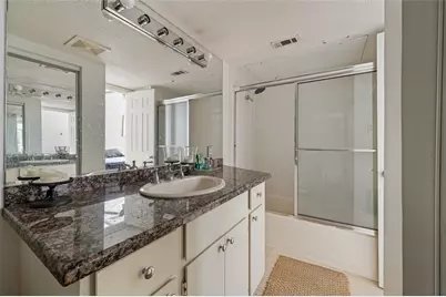 4102 Buena Vista Street #13, Dallas, TX 75204 - Photo 21