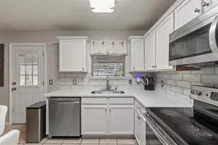 221 Pinecrest, Seagoville, TX 75159 - Photo 9