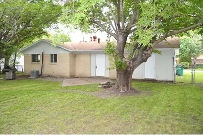 5729 Emerson Drive, Watauga, TX 76148 - Photo 15