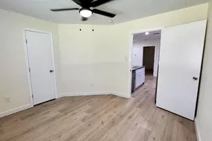 2309 Balsam Dr, Arlington, TX 76006 - Photo 15