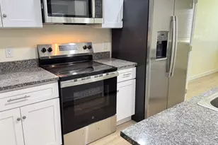 2309 Balsam Dr, Arlington, TX 76006 - Photo 3