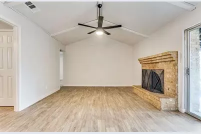1606 Travis Street, Garland, TX 75042 - Photo 7
