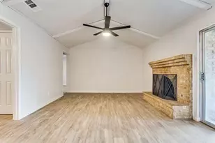 1606 Travis St, Garland, TX 75042 - Photo 7
