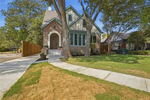 2212 Carleton Ave, Fort Worth, TX 76107 - Photo 1