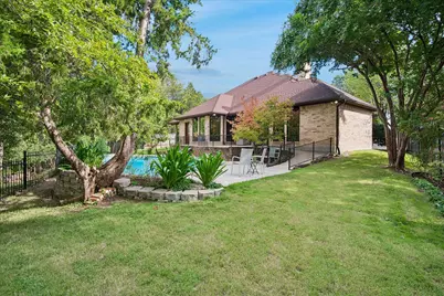 9758 Vinewood Drive, Dallas, TX 75228 - Photo 19