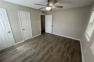 10415 Sylvia Dr, Dallas, TX 75228 - Photo 9
