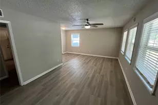 10415 Sylvia Dr, Dallas, TX 75228 - Photo 3
