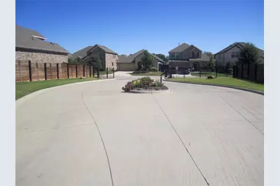 1904 Highlander Court, Fort Worth, TX 76120 - Photo 19