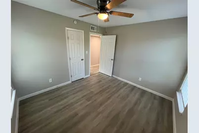 9527 Musgrave Drive, Dallas, TX 75217 - Photo 13