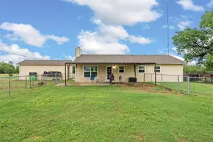 2851 Fm 339, Mount Calm, TX 76673 - Photo 23