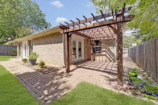 3856 Double Oak Ln, Irving, TX 75061 - Photo 29