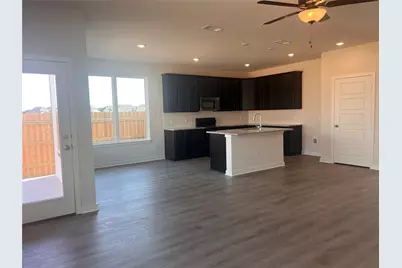 10105 Grace Drive, Waco, TX 76708 - Photo 9