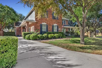 5705 Sandalwood Drive, McKinney, TX 75072 - Photo 3