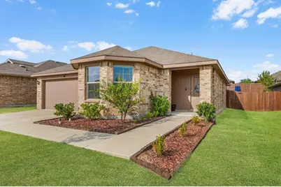 9509 Golden Summit Drive, Fort Worth, TX 76131 - Photo 3