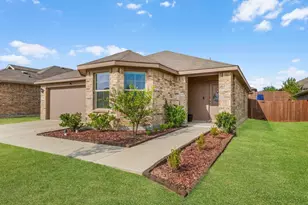 9509 Golden Smt Dr, Fort Worth, TX 76131 - Photo 3