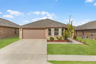 9509 Golden Smt Dr, Fort Worth, TX 76131 - Photo 1