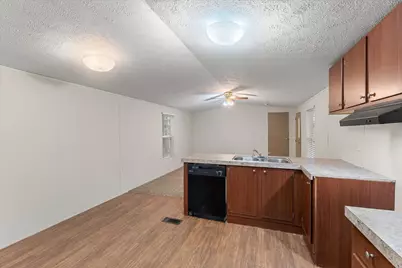 210 Ben Lacy Drive, Gun Barrel City, TX 75156 - Photo 15
