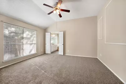 926 Tennis Villa Drive, Arlington, TX 76017 - Photo 9