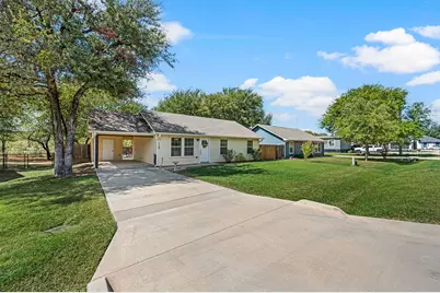 110 Shady Springs Drive, Runaway Bay, TX 76426 - Photo 25