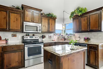 1832 Town Creek Circle, Weatherford, TX 76086 - Photo 15