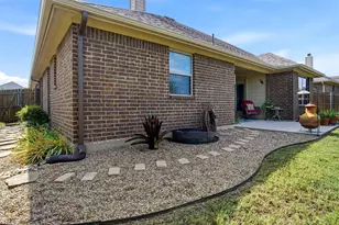 1832 Town Creek Cir, Weatherford, TX 76086 - Photo 35