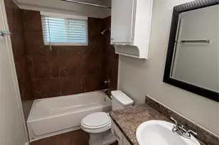 725 Willow St, Hurst, TX 76053 - Photo 13