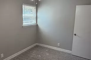 725 Willow St, Hurst, TX 76053 - Photo 19