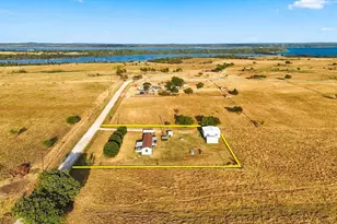 934 Elm Grove Rd, Valley View, TX 76272 - Photo 3