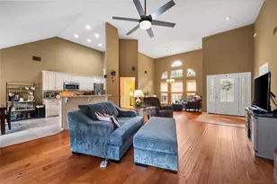 6511 Westover Dr, Granbury, TX 76049 - Photo 11