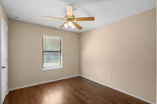 2134 Reverchon Dr, Arlington, TX 76017 - Photo 23