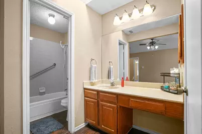 2134 Reverchon Drive, Arlington, TX 76017 - Photo 15