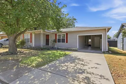 309 Elm Street, Whitesboro, TX 76273 - Photo 9