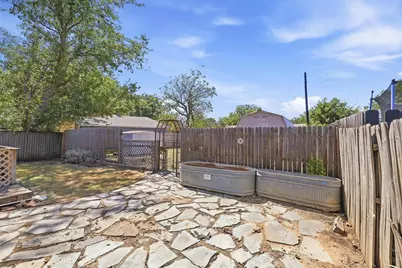 309 Elm Street, Whitesboro, TX 76273 - Photo 29