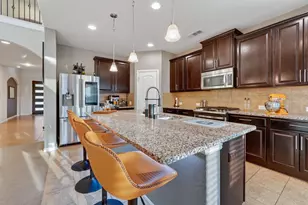 808 Green Coral Dr, Little Elm, TX 75068 - Photo 9