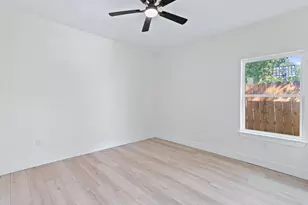 507 Staffordshire Dr, Irving, TX 75061 - Photo 17