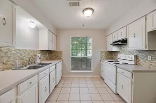 624 Trailwood Ct, Garland, TX 75043 - Photo 5