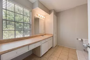 624 Trailwood Ct, Garland, TX 75043 - Photo 11