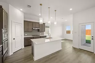 629 Tyronza Dr, Justin, TX 76247 - Photo 11