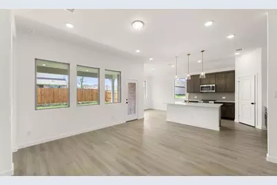 629 Tyronza Drive, Justin, TX 76247 - Photo 9
