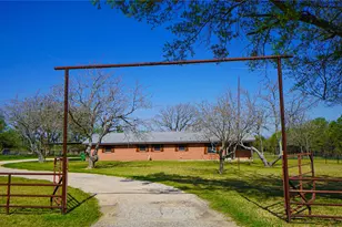19761 N State Hwy 34, Terrell, TX 75161 - Photo 1