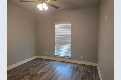 906 Stone Meadow Drive, Mabank, TX 75147 - Photo 9