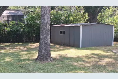 705 Vine Street, Euless, TX 76040 - Photo 23