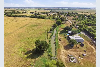 681 County Road 1102, Rio Vista, TX 76093 - Photo 15