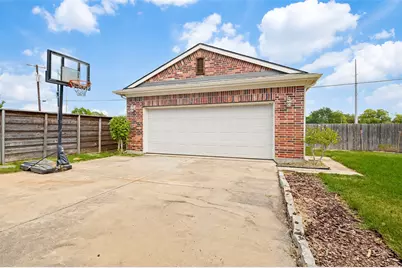 10918 Beauty Lane, Dallas, TX 75229 - Photo 25