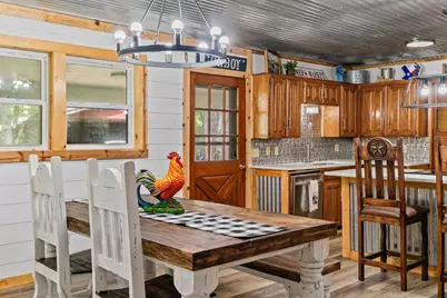 7478 County Road 1020, Wolfe City, TX 75496 - Photo 9