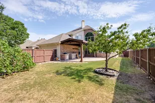 321 Andre Dr, Irving, TX 75063 - Photo 37
