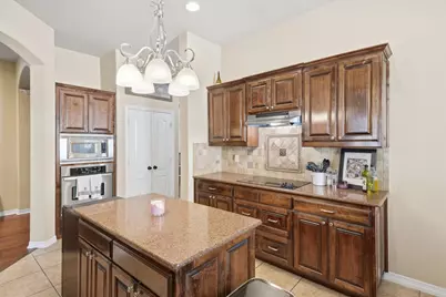 516 Magnolia Parkway, Benbrook, TX 76126 - Photo 11
